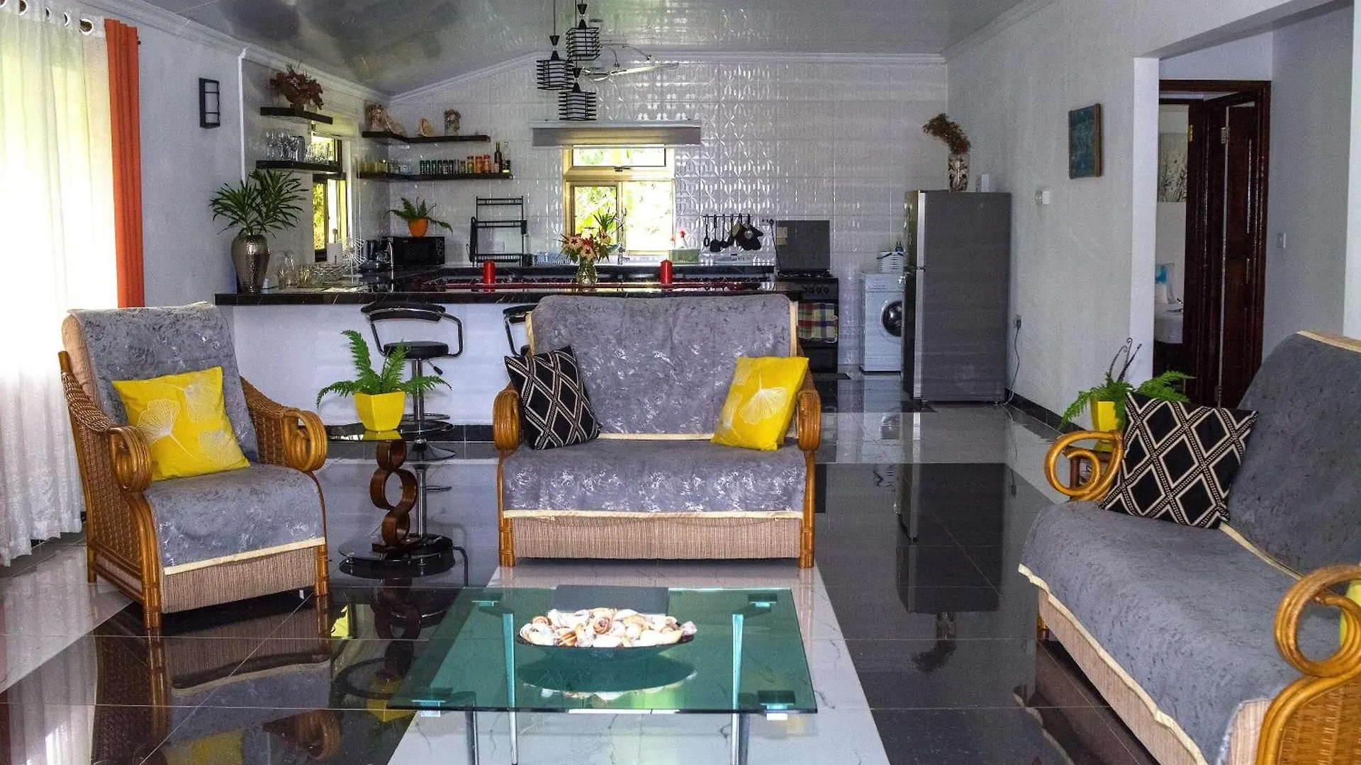 L'Echappee Du Cap - Spacious Self Catering Apartment Pointe Au Sel